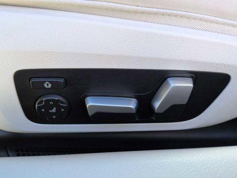 Used 2024 BMW M850i xDrive Convertible image 19