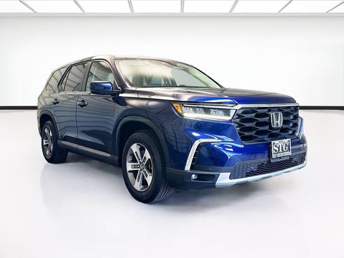Used 2024 Honda Pilot EX-L image 3