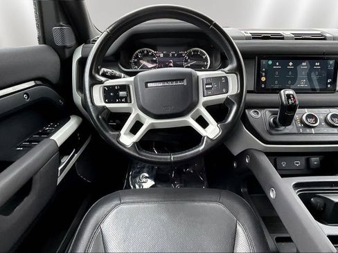 Used 2023 Land Rover Defender 110 X-Dynamic SE image 8