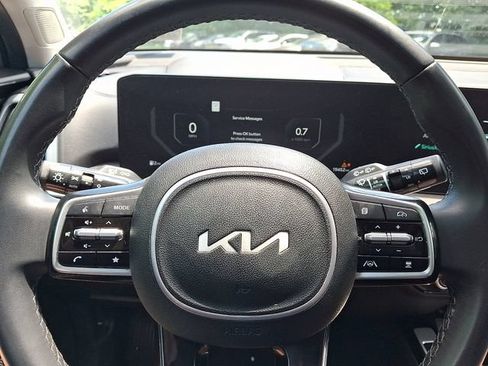 Certified 2024 Kia Sorento SX AWD/4WD image 19