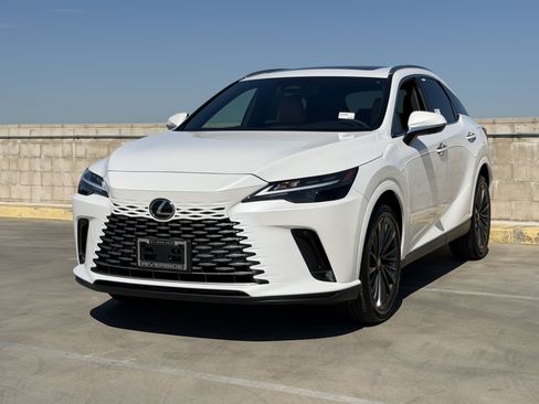 New 2026 Lexus RX 350 Premium w/ Convenience Package FWD image 4