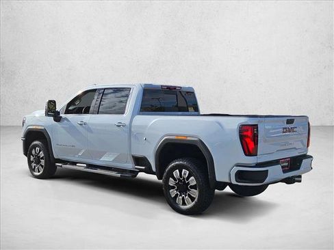 New 2026 GMC Sierra 2500 Denali w/ Denali Reserve Package AWD/4WD image 9