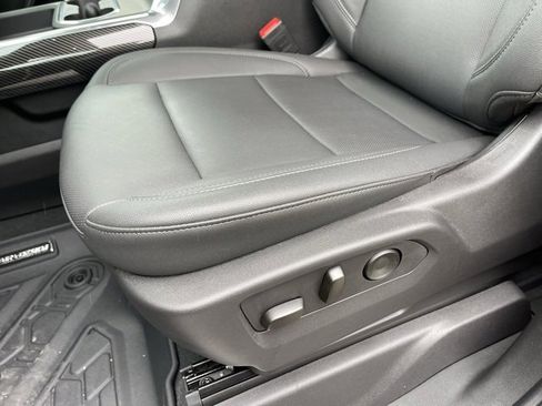 New 2025 Chevrolet Silverado 2500 LTZ w/ LTZ Premium Package image 19