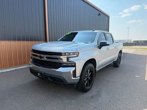Used 2020 Chevrolet Silverado 1500 LT w/ All-Star Edition AWD/4WD image 2