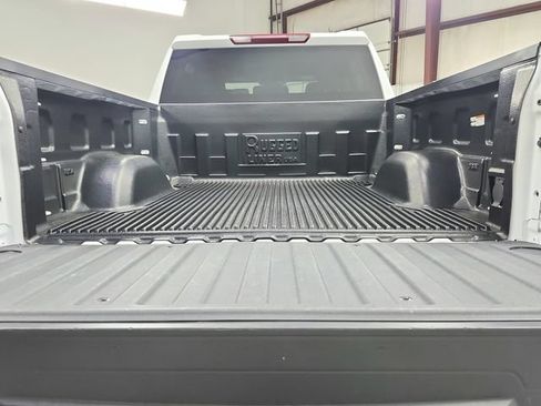Used 2024 Chevrolet Silverado 1500 LT AWD/4WD image 39
