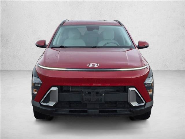Used 2025 Hyundai Kona SEL AWD/4WD image 2