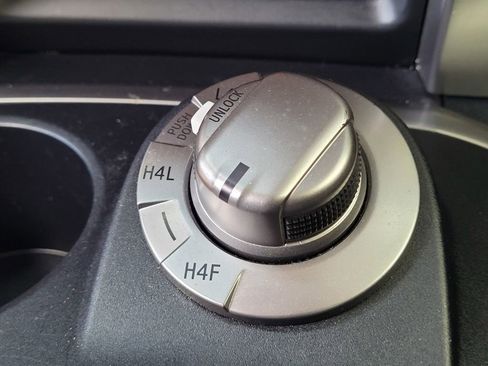 Used 2024 Toyota 4Runner Limited AWD/4WD image 20