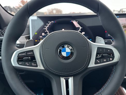 New 2026 BMW X6 M60i w/ Executive Package image 21