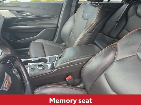 Used 2020 Cadillac CT4 V w/ Climate Package image 15