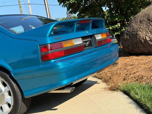 Used 1993 Ford Mustang Cobra image 40