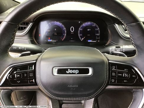 Used 2021 Jeep Grand Cherokee L Overland w/ Luxury Tech Group IV AWD/4WD image 8