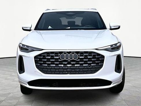 New 2025 Audi Q5 Premium Plus image 3