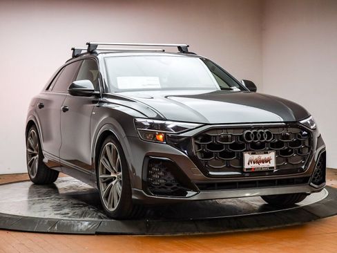 New 2026 Audi Q8 Prestige image 3