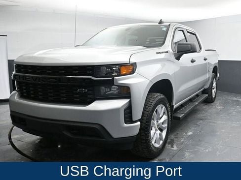 Used 2020 Chevrolet Silverado 1500 Custom w/ Custom Value Package image 5