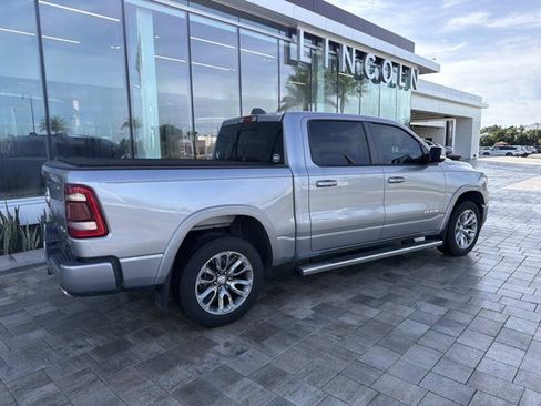 Used 2019 RAM 1500 Laramie AWD/4WD image 2