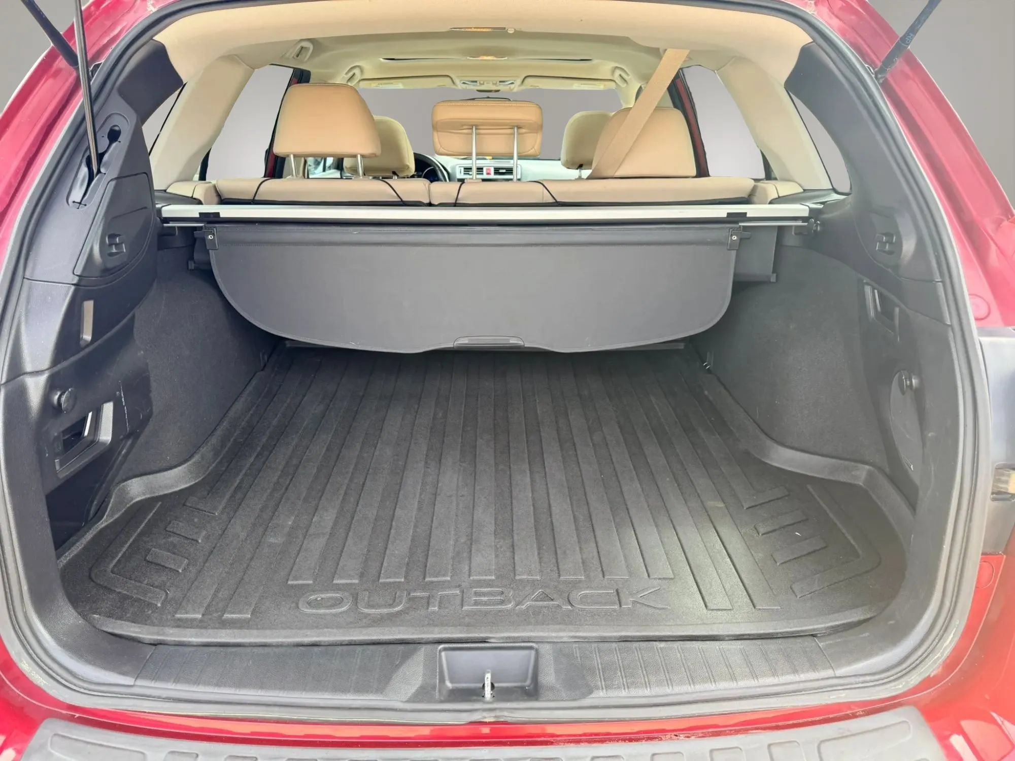 Used 2016 Subaru Outback 2.5i Limited AWD/4WD image 24