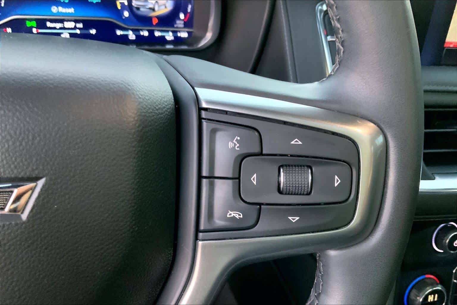Used 2023 Chevrolet Tahoe Z71 AWD/4WD image 24