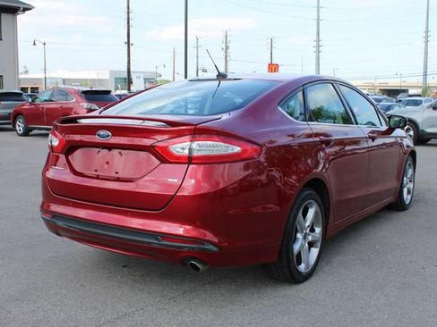 Used 2015 Ford Fusion SE image 42