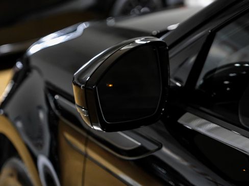 Used 2024 Land Rover Range Rover Evoque S image 42