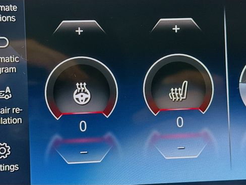 Used 2023 BMW X1 xDrive28i w/ Convenience Package image 4