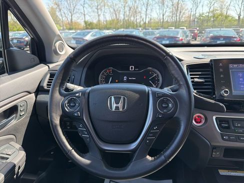 Used 2023 Honda Ridgeline RTL-E image 13