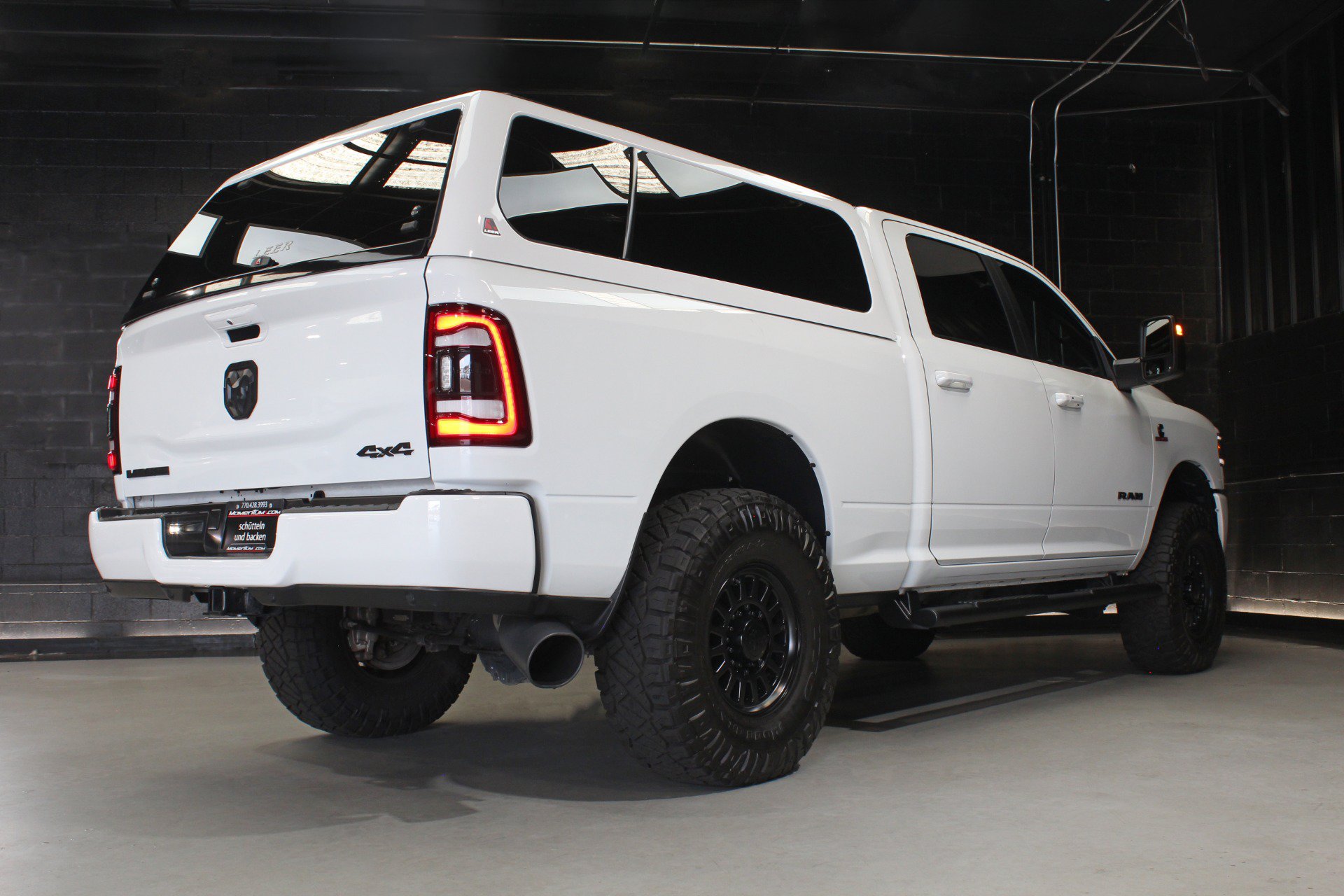 Used 2024 RAM 2500 Laramie w/ Night Edition AWD/4WD image 26