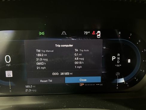 Certified 2023 Volvo XC60 B6 Ultimate w/ Protection Package Premier image 12