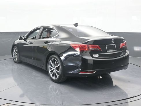 Used 2017 Acura TLX V6 image 4