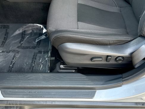 Used 2020 Subaru Outback Premium image 16