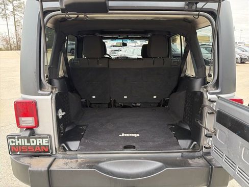 Used 2015 Jeep Wrangler Unlimited Sport w/ Quick Order Package 24S image 12