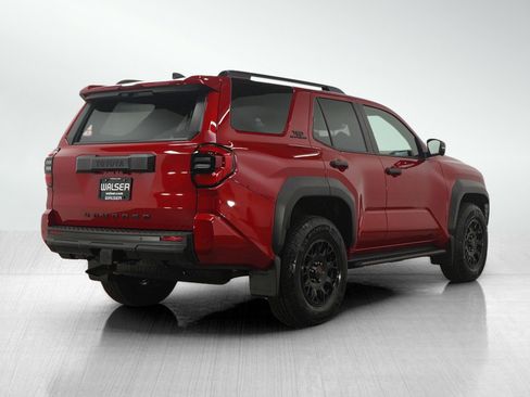 Used 2025 Toyota 4Runner TRD Off-Road Premium image 5