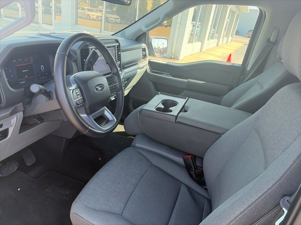 Used 2025 Ford F150 XLT w/ Equipment Group 301A Standard AWD/4WD image 16