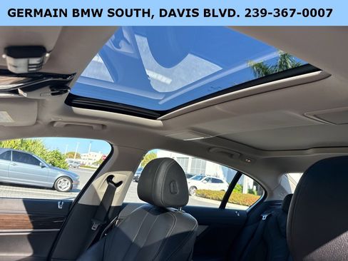 Used 2018 BMW 740i xDrive image 11
