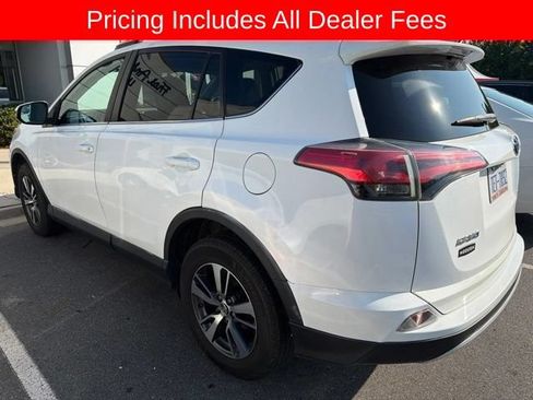 Used 2016 Toyota RAV4 XLE AWD/4WD image 15
