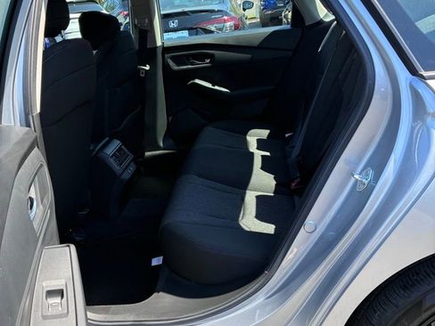 Used 2025 Honda Accord SE image 22