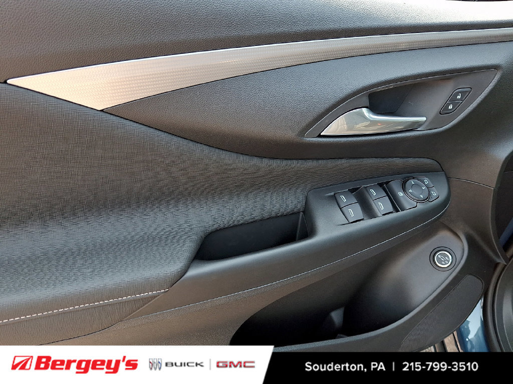New 2026 Buick Envista Sport Touring FWD image 9