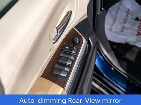 Certified 2022 Toyota Sienna XLE image 19