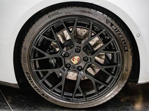 Used 2022 Porsche 911 Carrera GTS image 10