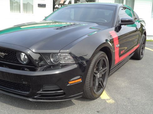 Used 2014 Ford Mustang GT image 7