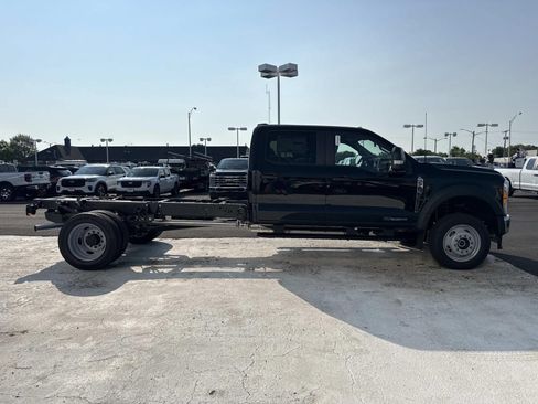 New 2026 Ford F550 4x4 Crew Cab image 2