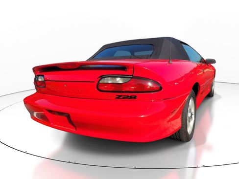 Used 1995 Chevrolet Camaro Z28 RWD image 4