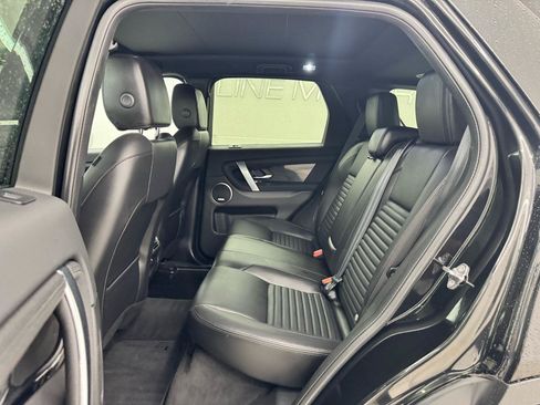 Used 2023 Land Rover Discovery Sport SE AWD/4WD image 18