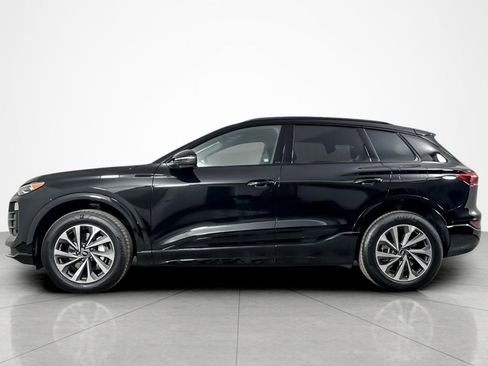 New 2025 Audi Q6 e-tron Premium image 3