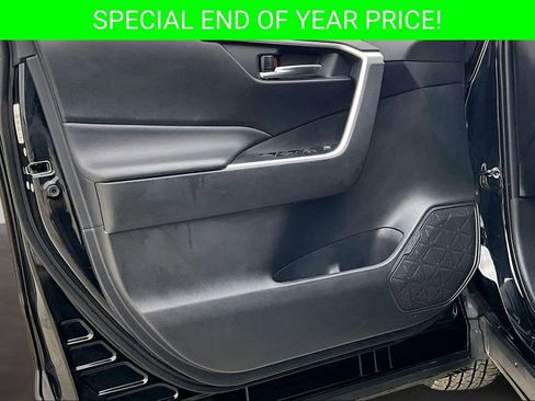 Used 2024 Toyota RAV4 XLE image 20