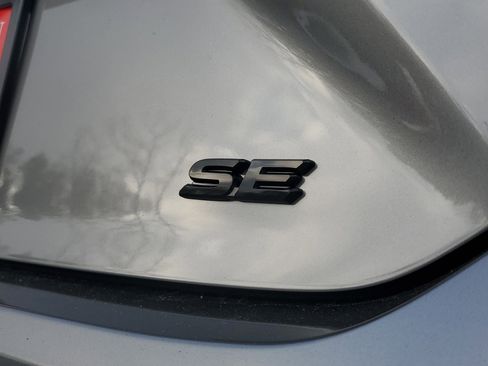 New 2026 Toyota Camry SE image 7