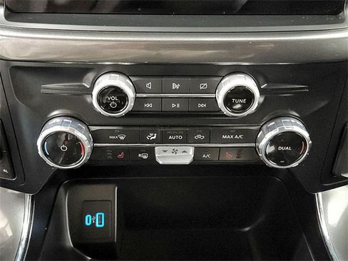 Used 2023 Ford F150 XLT w/ Equipment Group 302A High image 26