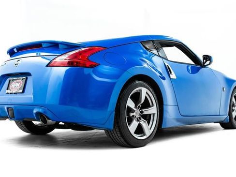 Used 2009 Nissan 370Z Coupe image 5