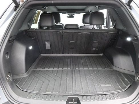 Used 2025 Chevrolet Equinox RS w/ Safety and Technology Package FWD image 9