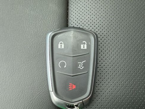 Used 2024 Cadillac XT6 Sport w/ LPO, Floor Liner Package image 9