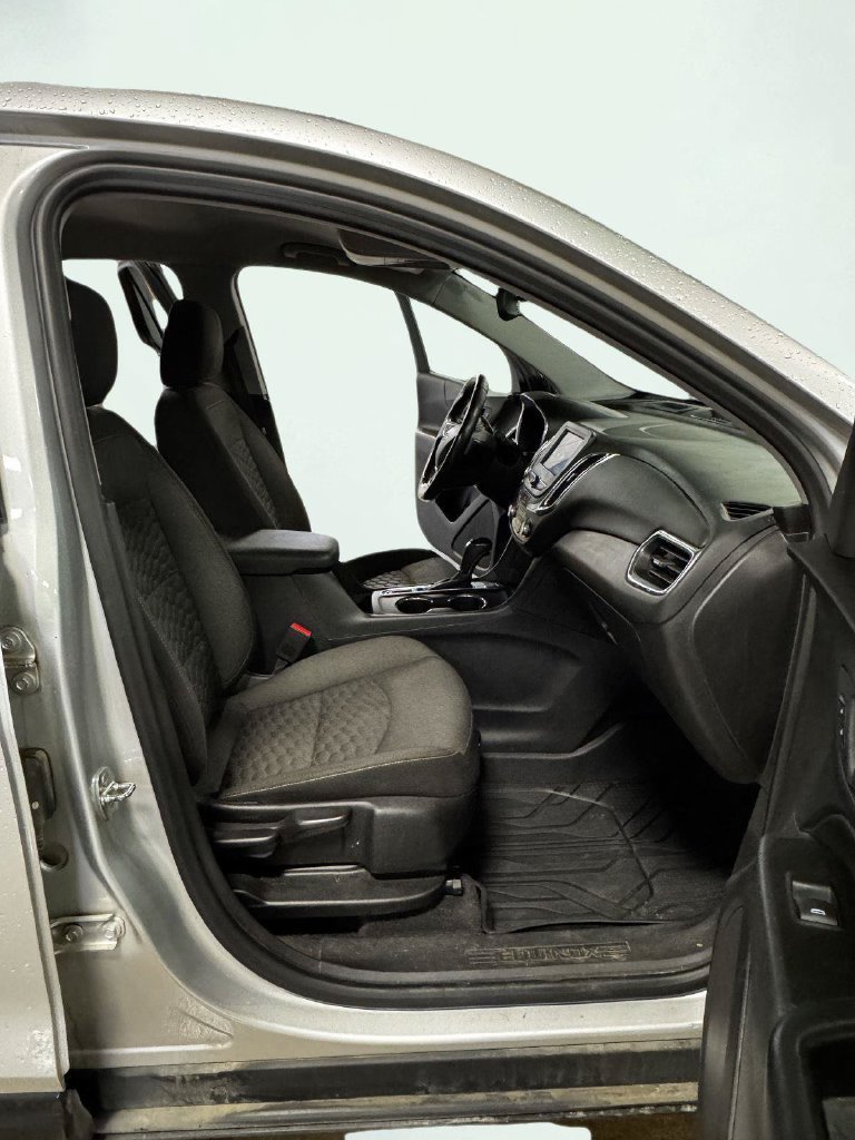 Used 2020 Chevrolet Equinox LT AWD/4WD image 22